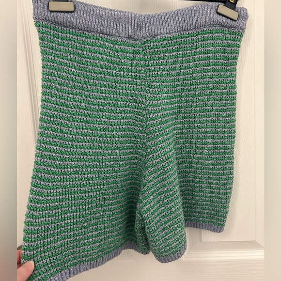 NWTs Zara Knit Stretchy Shorts, Sz M - Picture 4 of 8